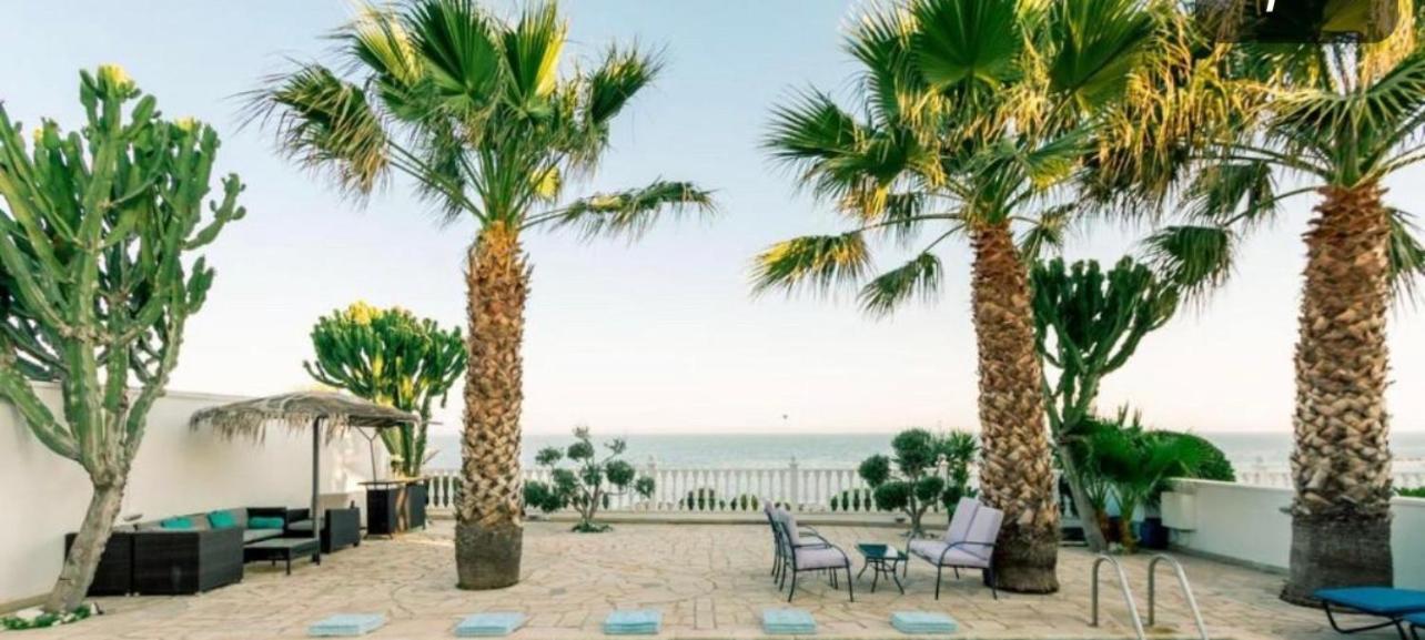Zygi Beachfront Villa Esterno foto
