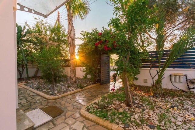 Zygi Beachfront Villa Esterno foto